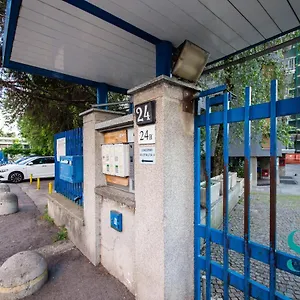 https://city-life-fiera-sl-apt.it-lombardy.com