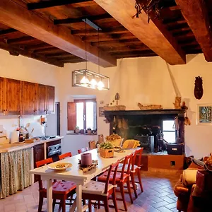 https://casa-tullio.it-tuscanyhotel.com