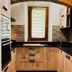 https://casa-maria-6.it-tuscanyhotel.com